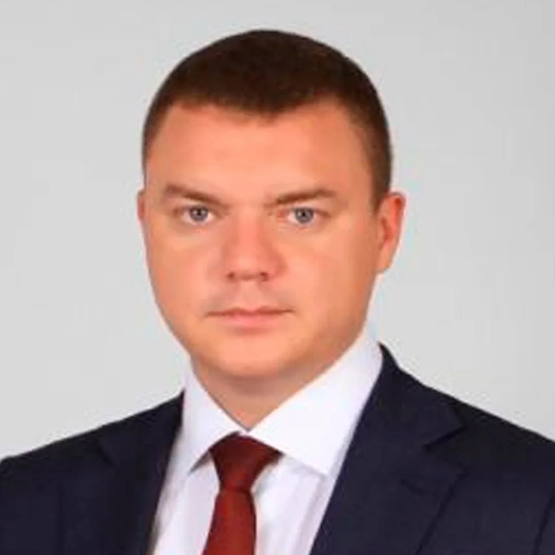 Зататуированного чиновника задержали за взятку в Таганроге Ростовской области