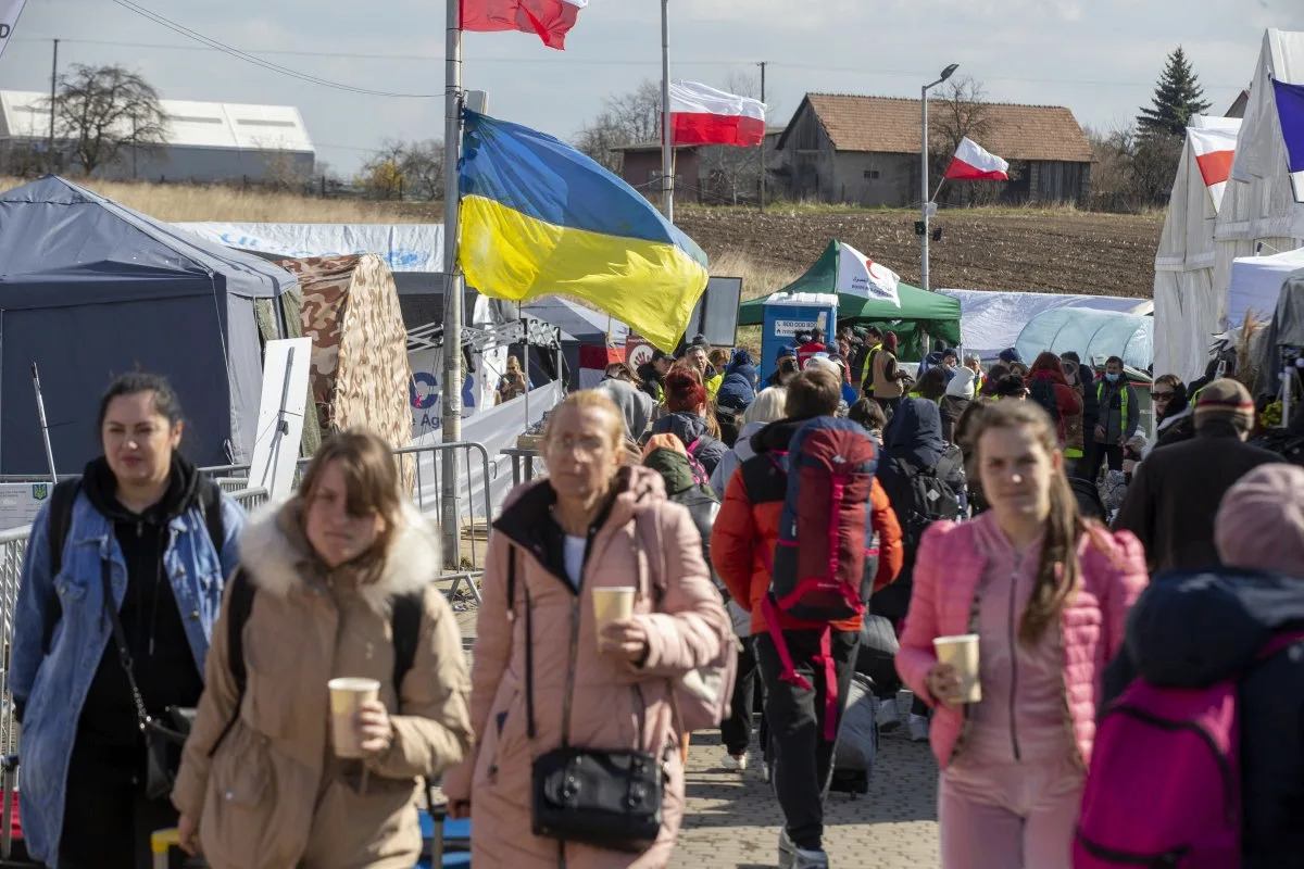 За год из Польши выехало почти 150 тыс. украинцев.