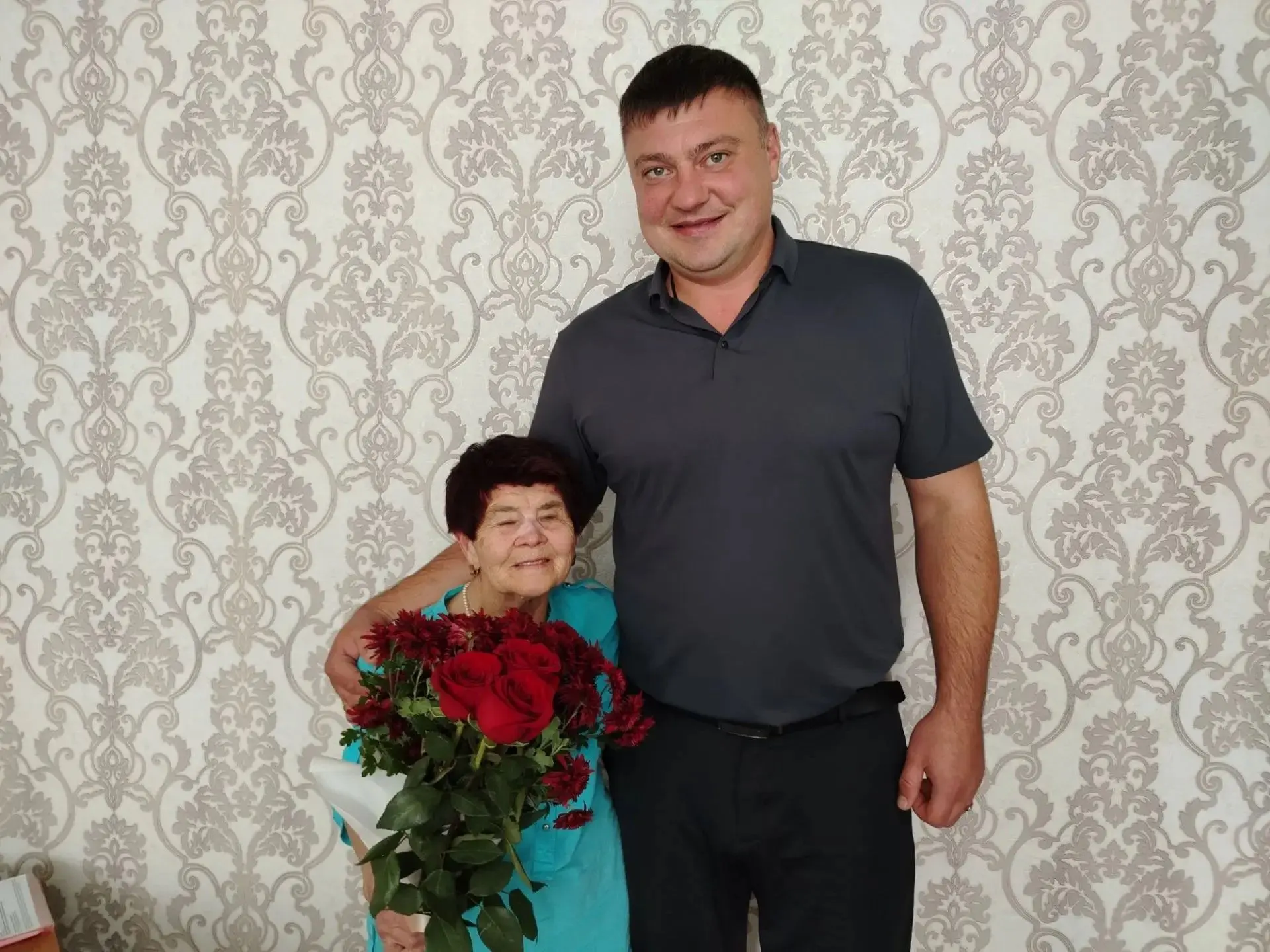 Дитя войны, труженица тыла: жительница села Покровка Асылбика Чиркова отметила 85-летни...