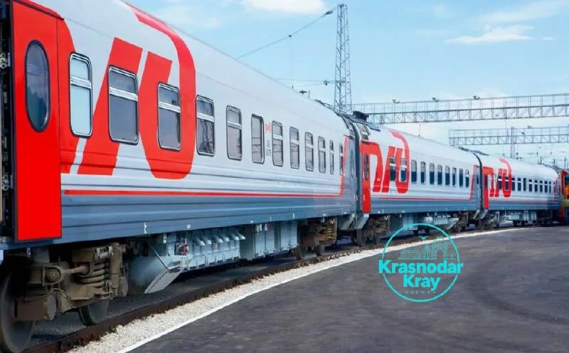 🚨 Из-за атаки БПЛА задерживаются 25 пассажирских поездов, следующих через юг России
