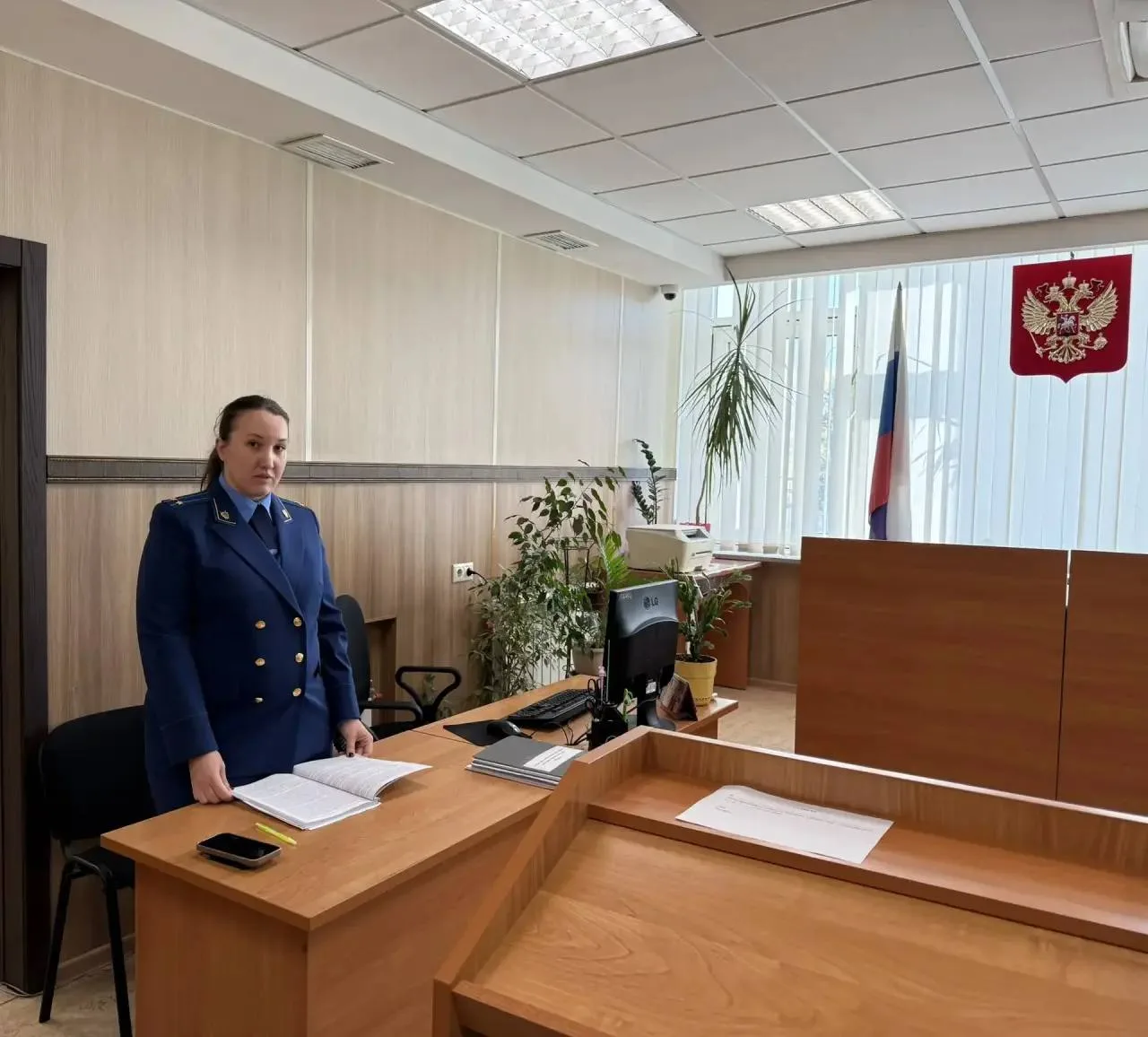 Вновь и вновь хочется донести до нашей молодёжи, что торговля наркотиками приносит не л...