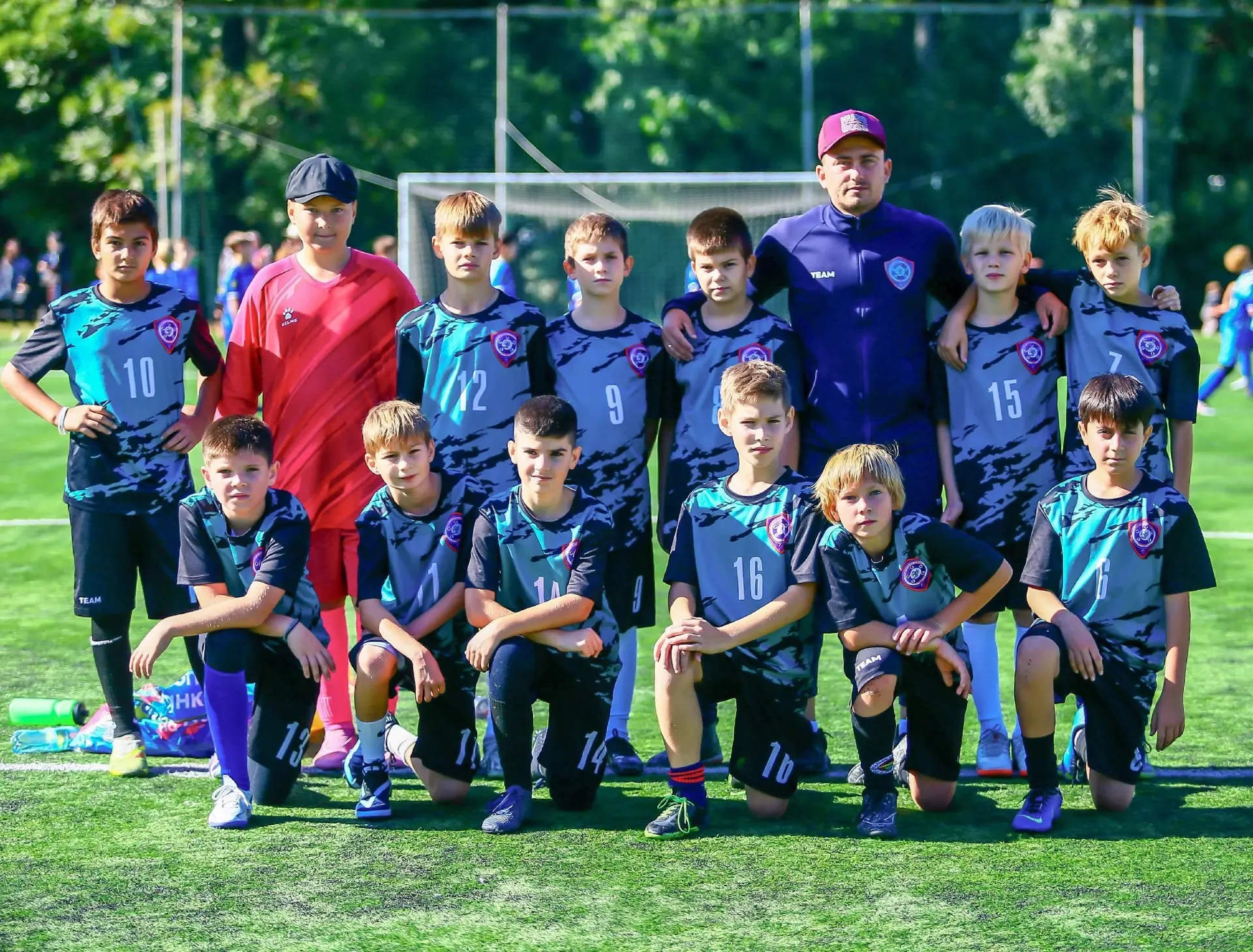 Подводим итоги недели с просмотра фото с детского городского Первенства 📸 Больше фото ...