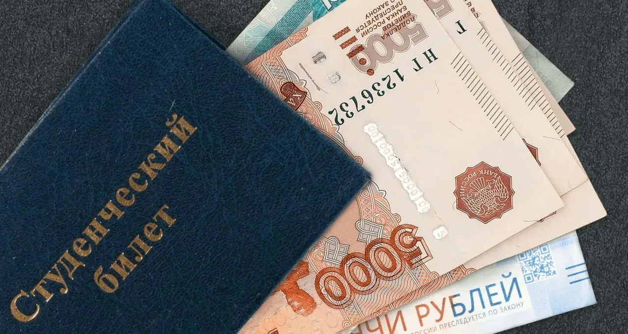 В России учредили две новые именные стипендии имени Игоря Курчатова для физиков и радио...
