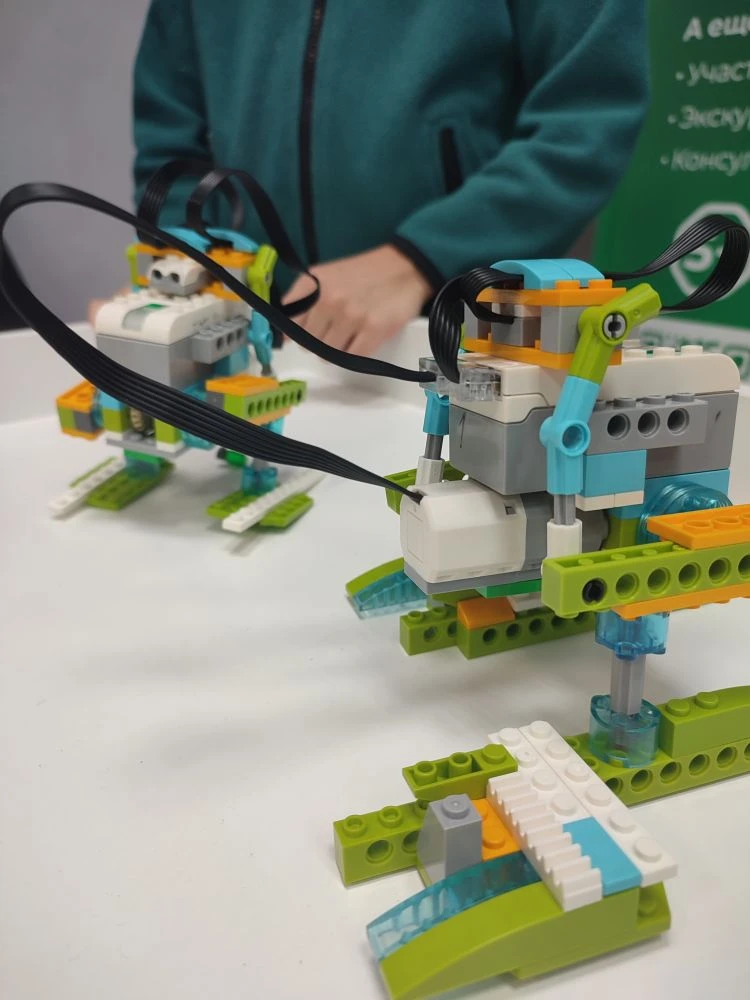 🚀 Открываем набор в новую группу LEGO-конструирования!