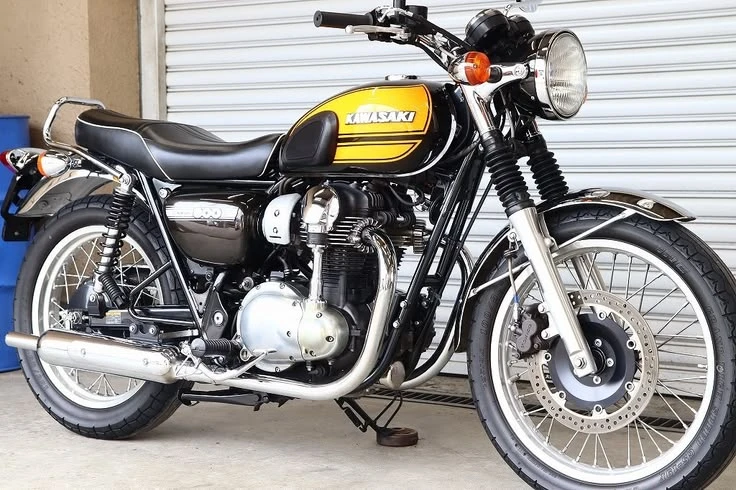 Kawasaki W800