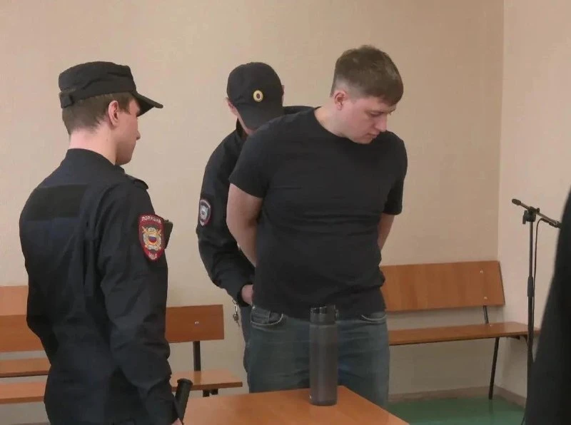 Бывший директор «Корпорации развития НСО» оказался в одной камере с осуждённым IT-специ...
