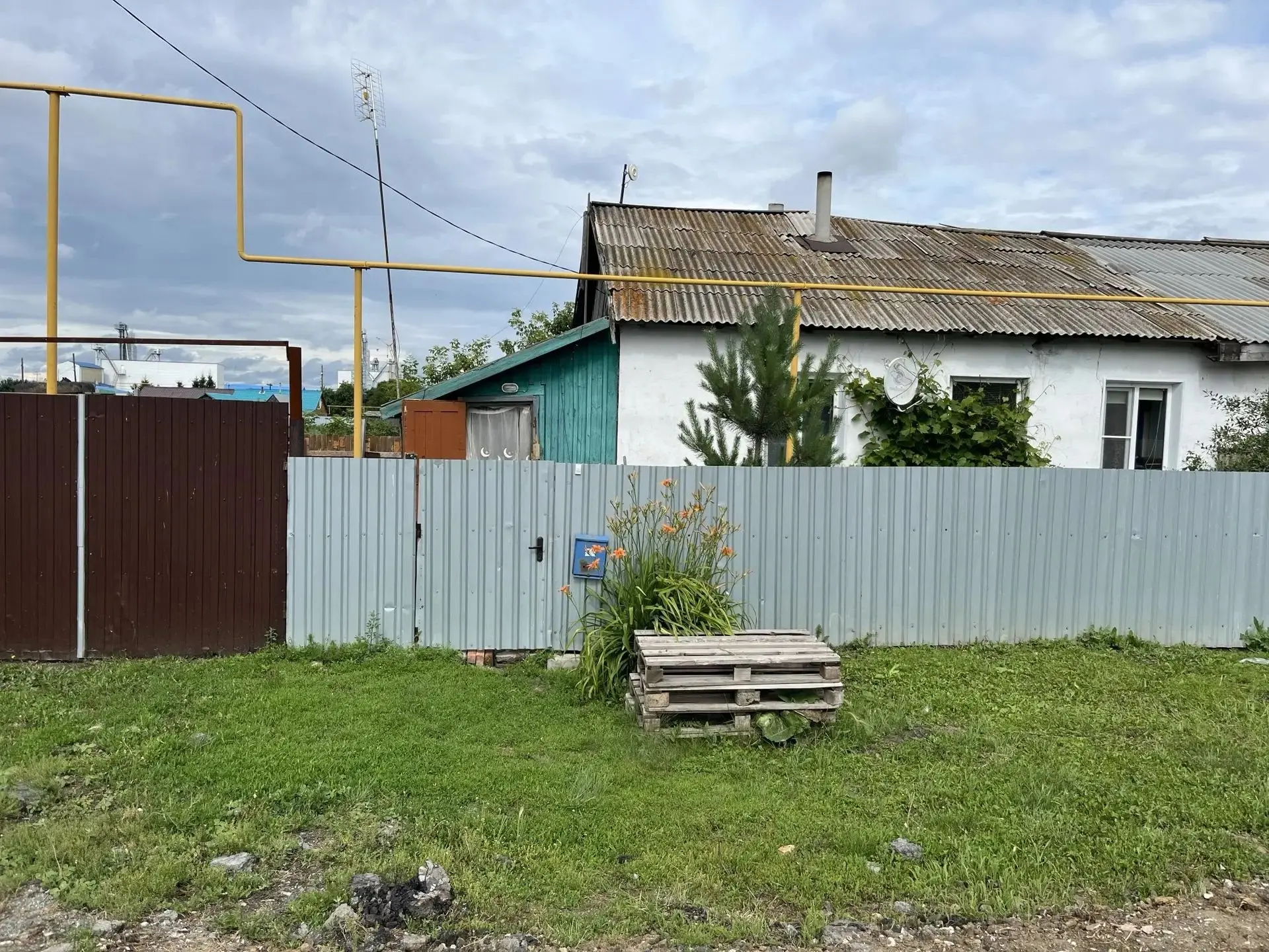 Продается дом на земле, по адресу с.Подовинное, улица Гагарина, д. 36 -4, 28 кв.м, отоп...
