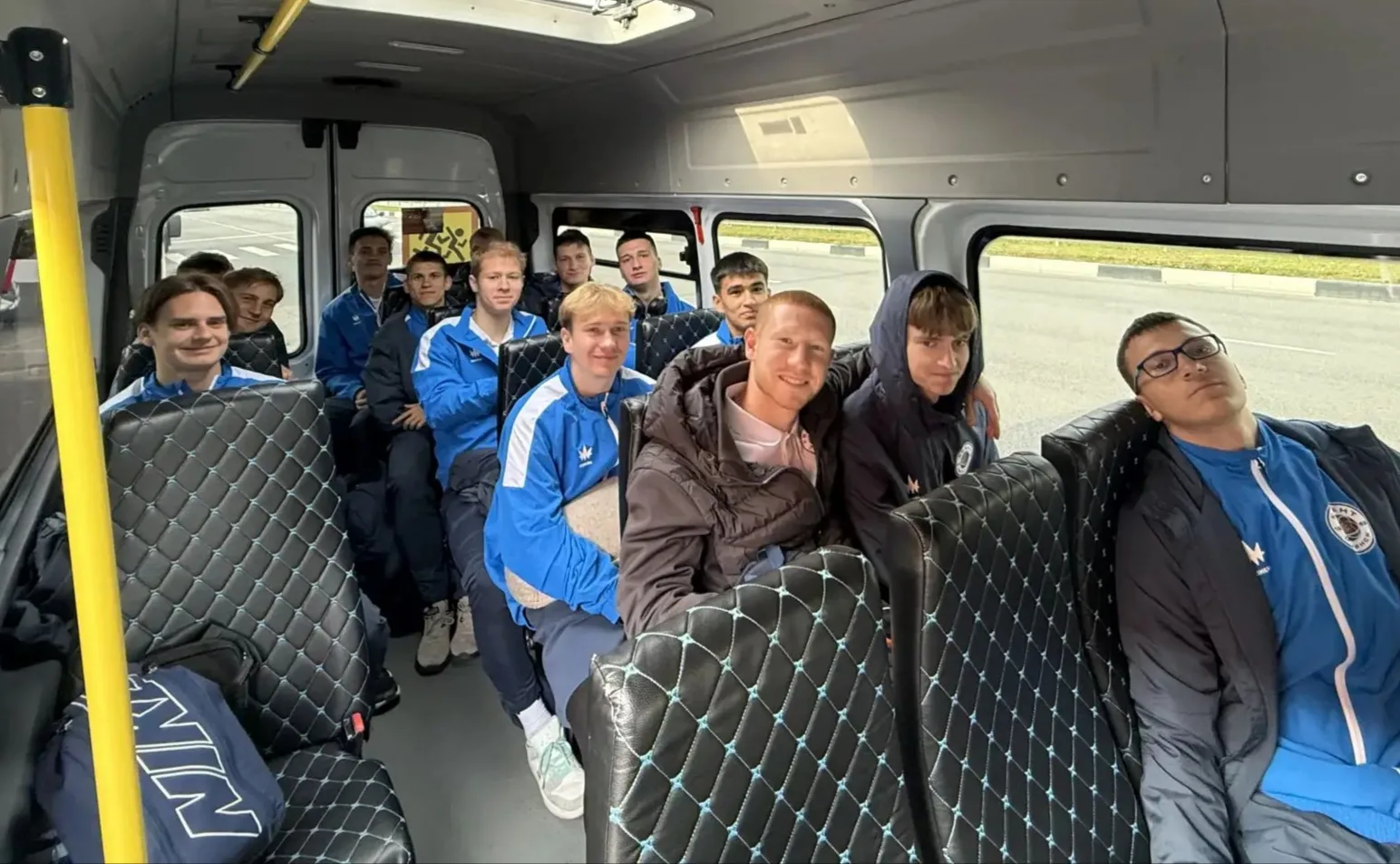 Стартуем в Хабаровск! Точнее для начало в аэропорт 🚐