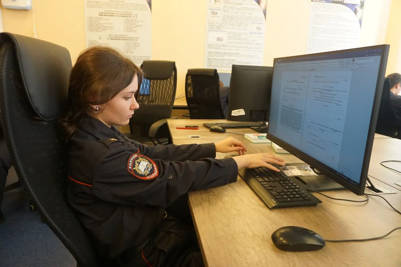 6 - 9 октября курсанты 4 курса по специальностям «Правоохранительная деятельности» и «Ю...