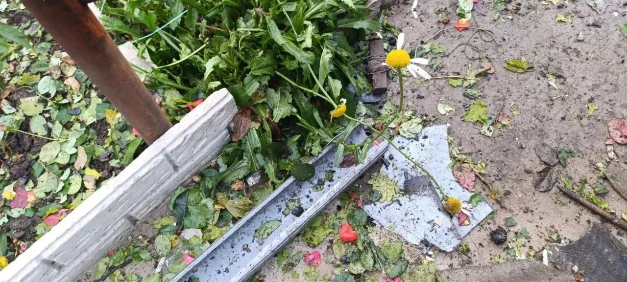 ❗️ В ЛНР в результате атак погибли два человека, ещё 13 пострадали