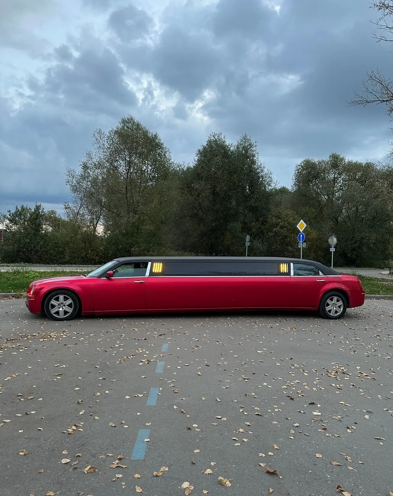 Продам Крайслер С300 Лимузин