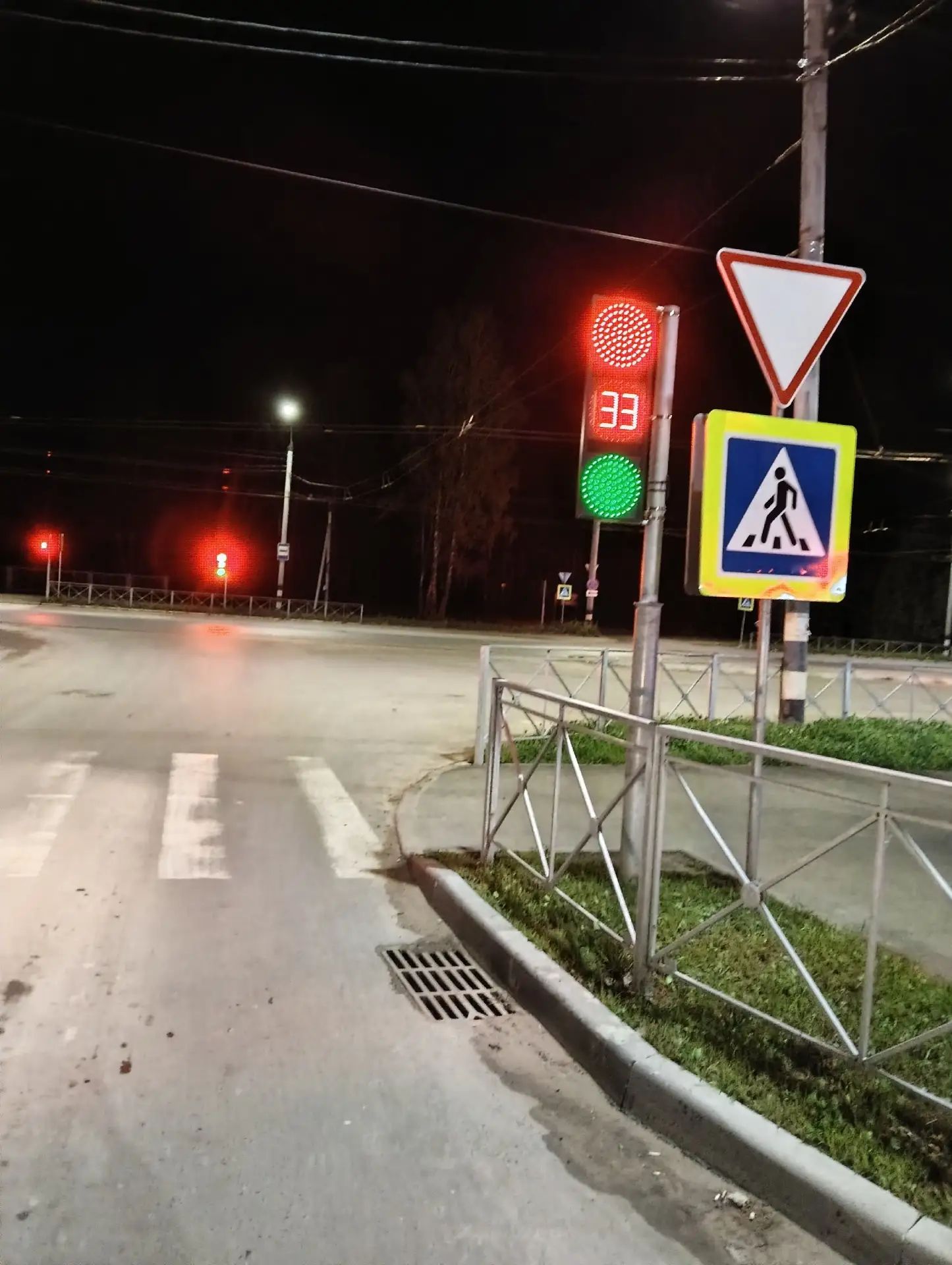 🤔 Выезд с Маршала Устинова на Еловую