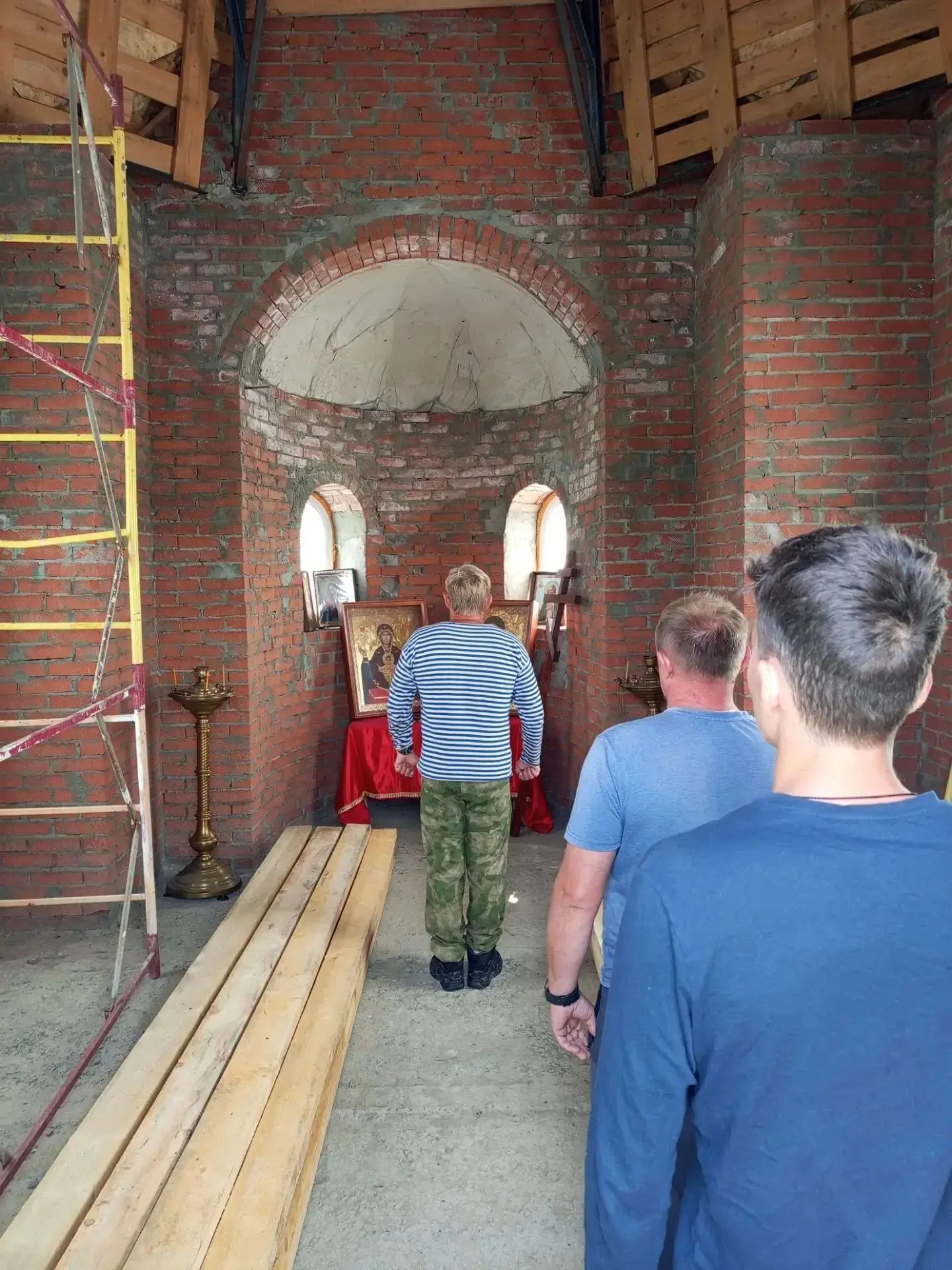🏗️ Русская Община Кемерово совместно с прихожанами храма Архангела Михаила в д. Берего...