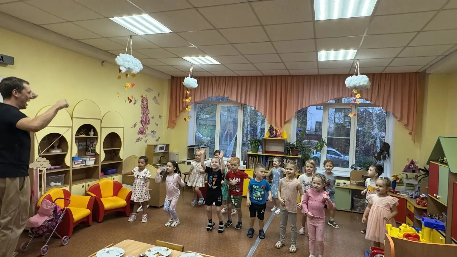 🔥 Бодрое утро в средних группах №14 и №9!