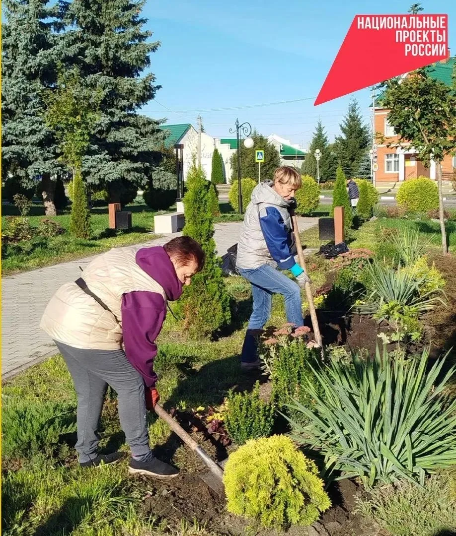 На территории нашего поселка продолжаются работы по наведению санитарного порядка, кото...