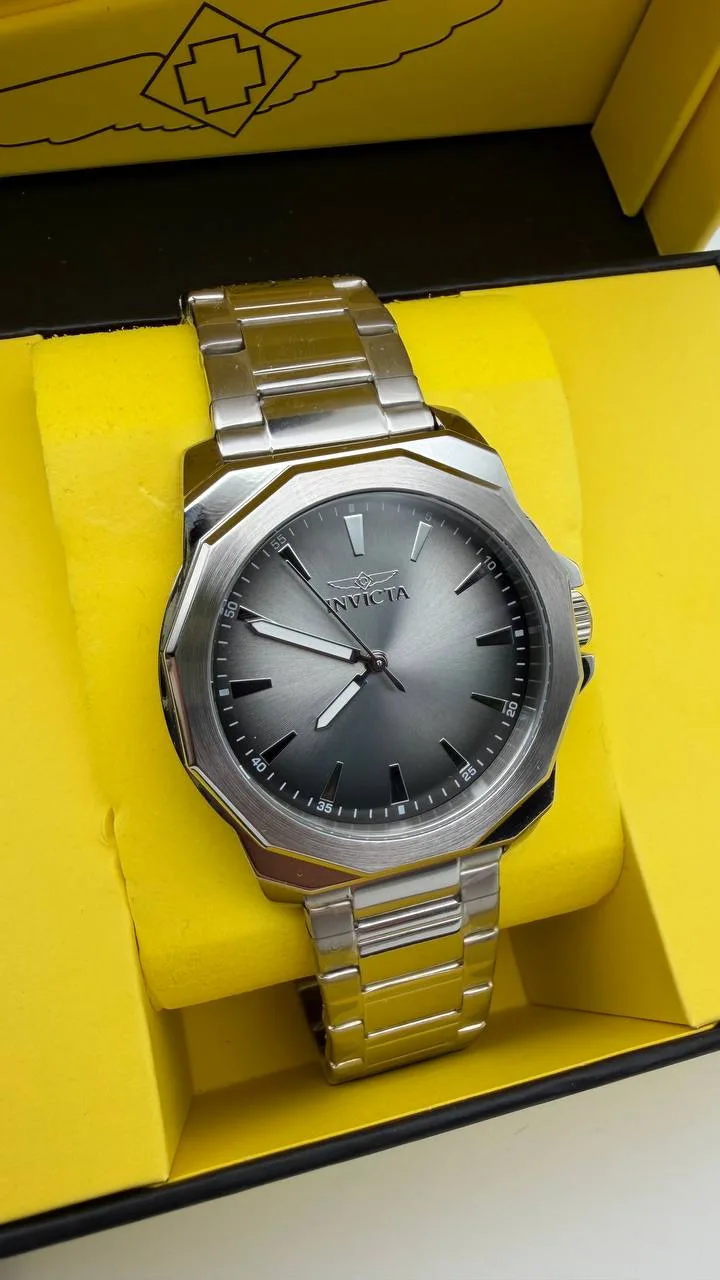 INVICTA
