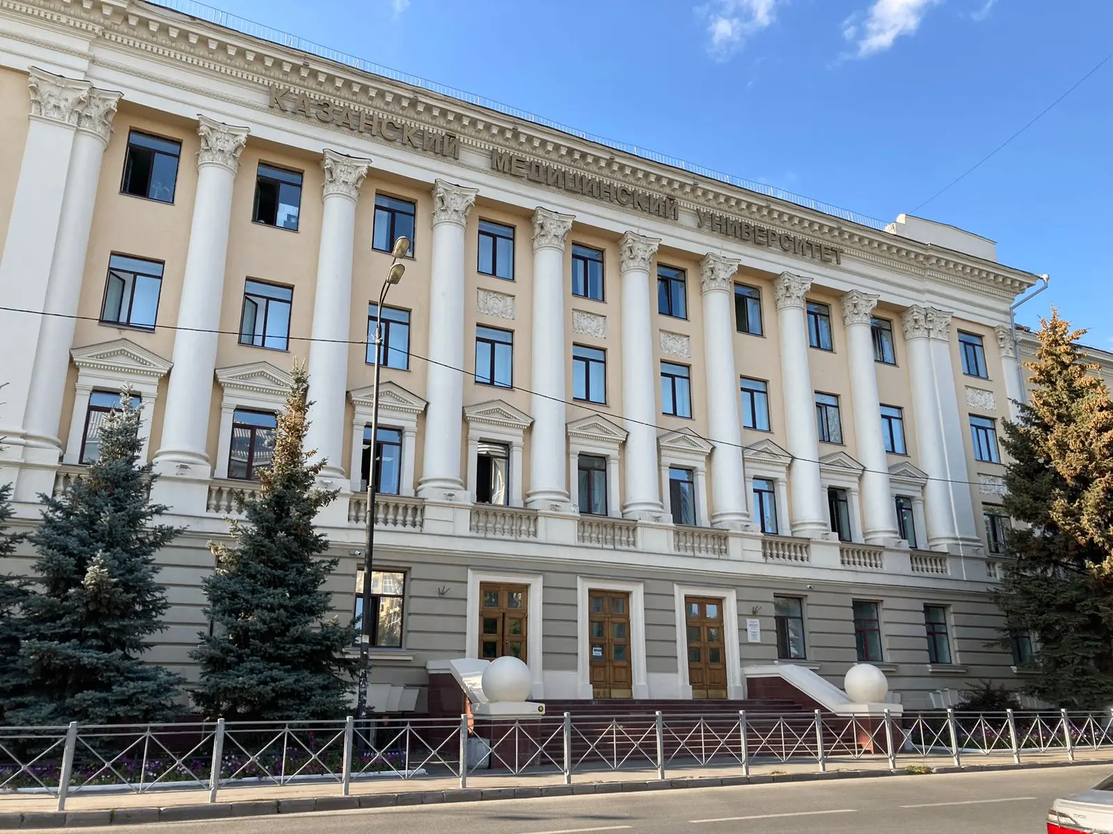 Прокуратура помогла восстановиться трем незаконно отчисленным студентам КГМУ