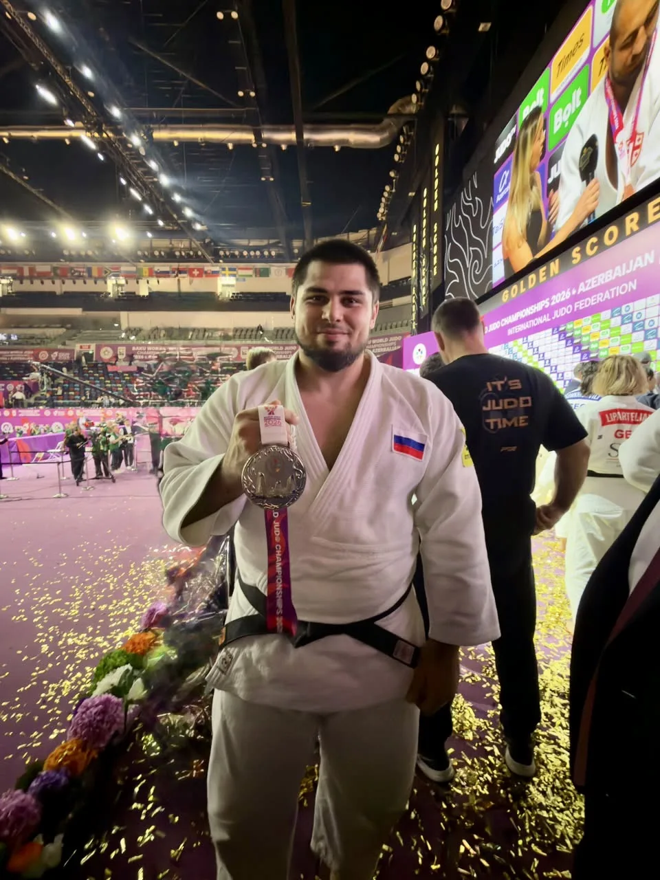 У меня уже есть серебряные и бронзовые медали чемпионатов мира, но это были индивидуаль...