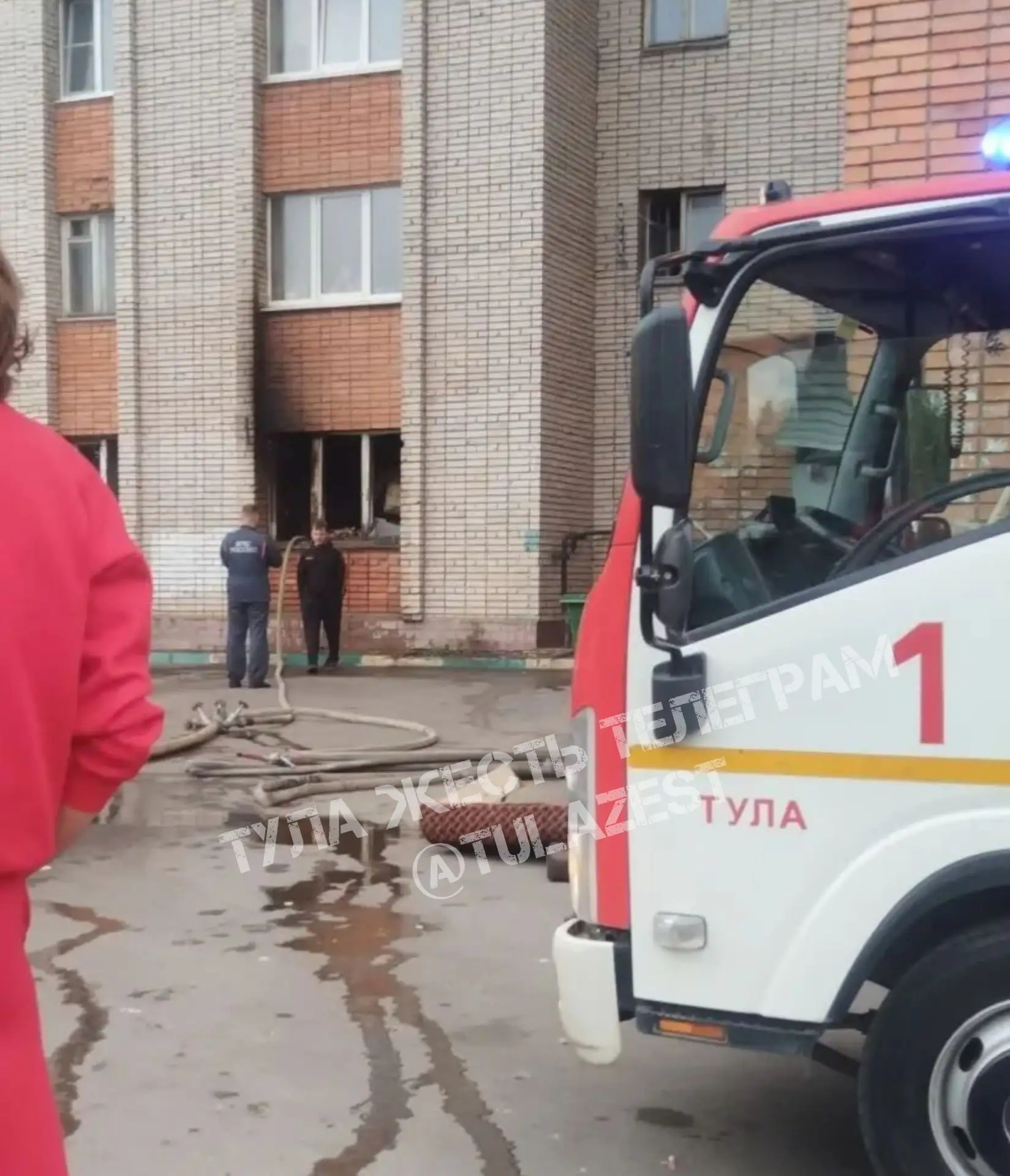 ❗️Горит квартира на Пузакова 12