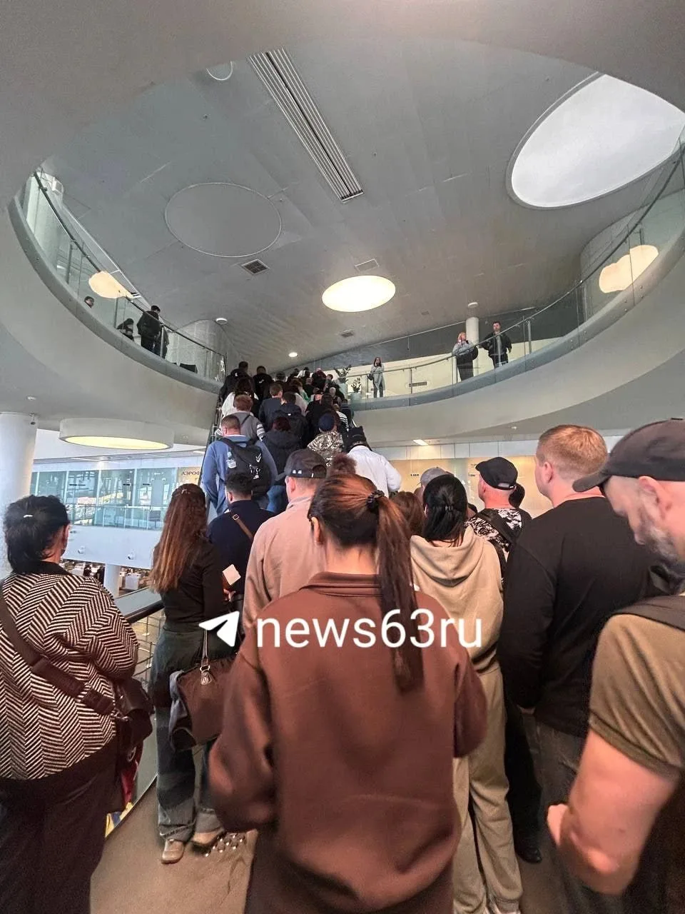 🔴В Курумоче после ракетной опасности собрались большие очереди