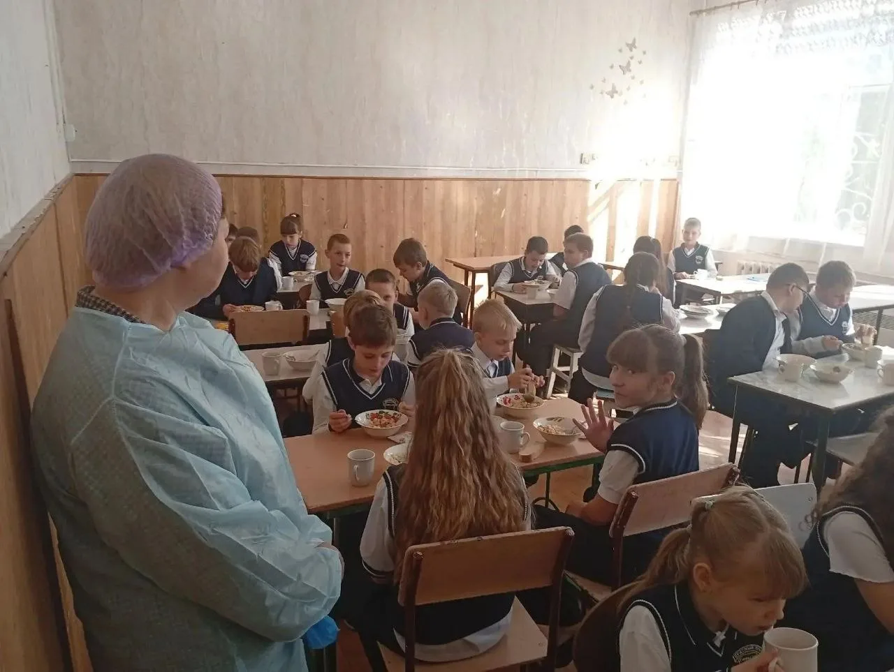 Родительский контроль в школьной столовой: 12 октября 2026 года родители проверили каче...