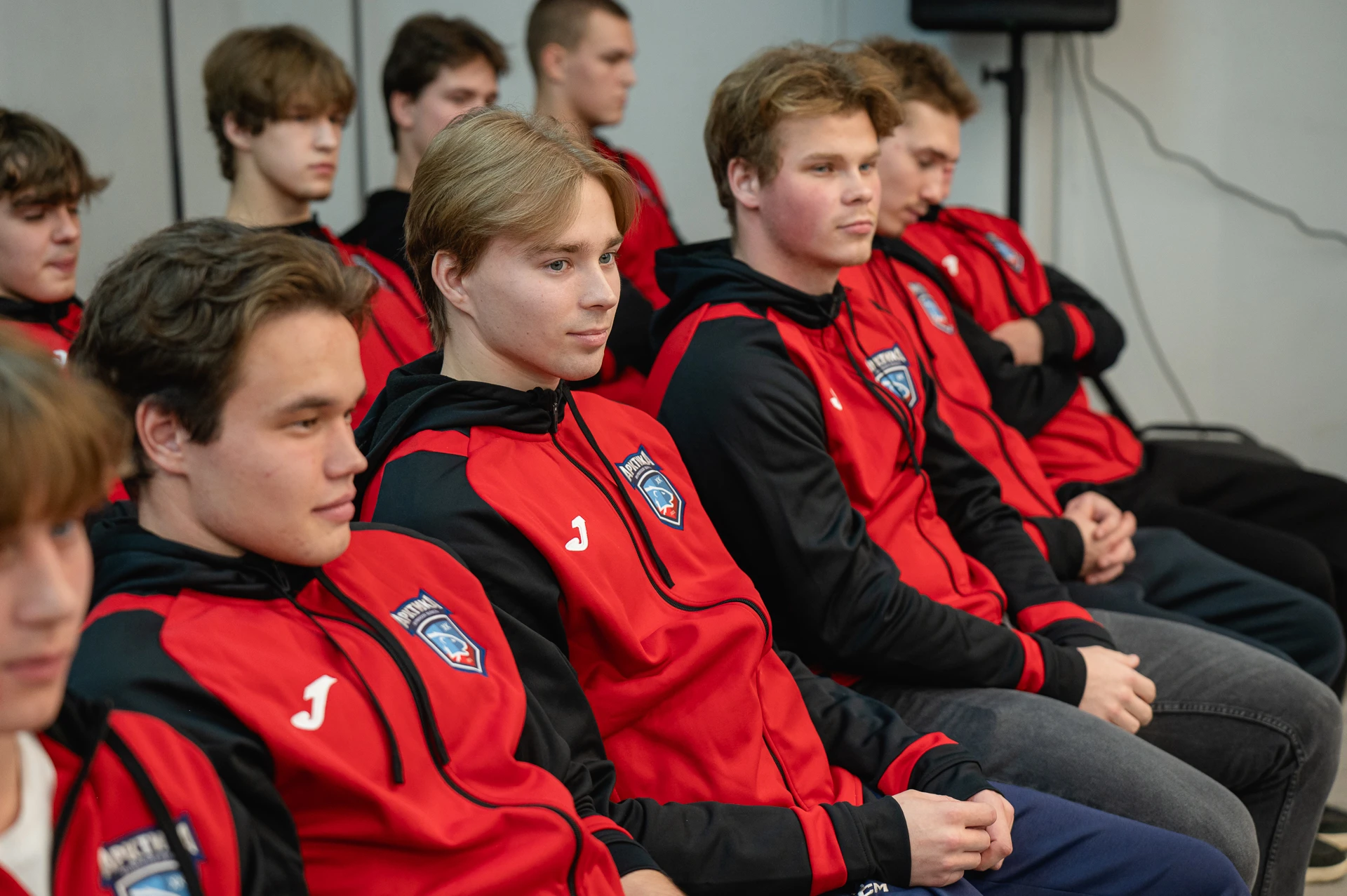 🏒Хоккейный клуб "Арктика" представил игроков сезона 2026/27, которые будут участвовать...