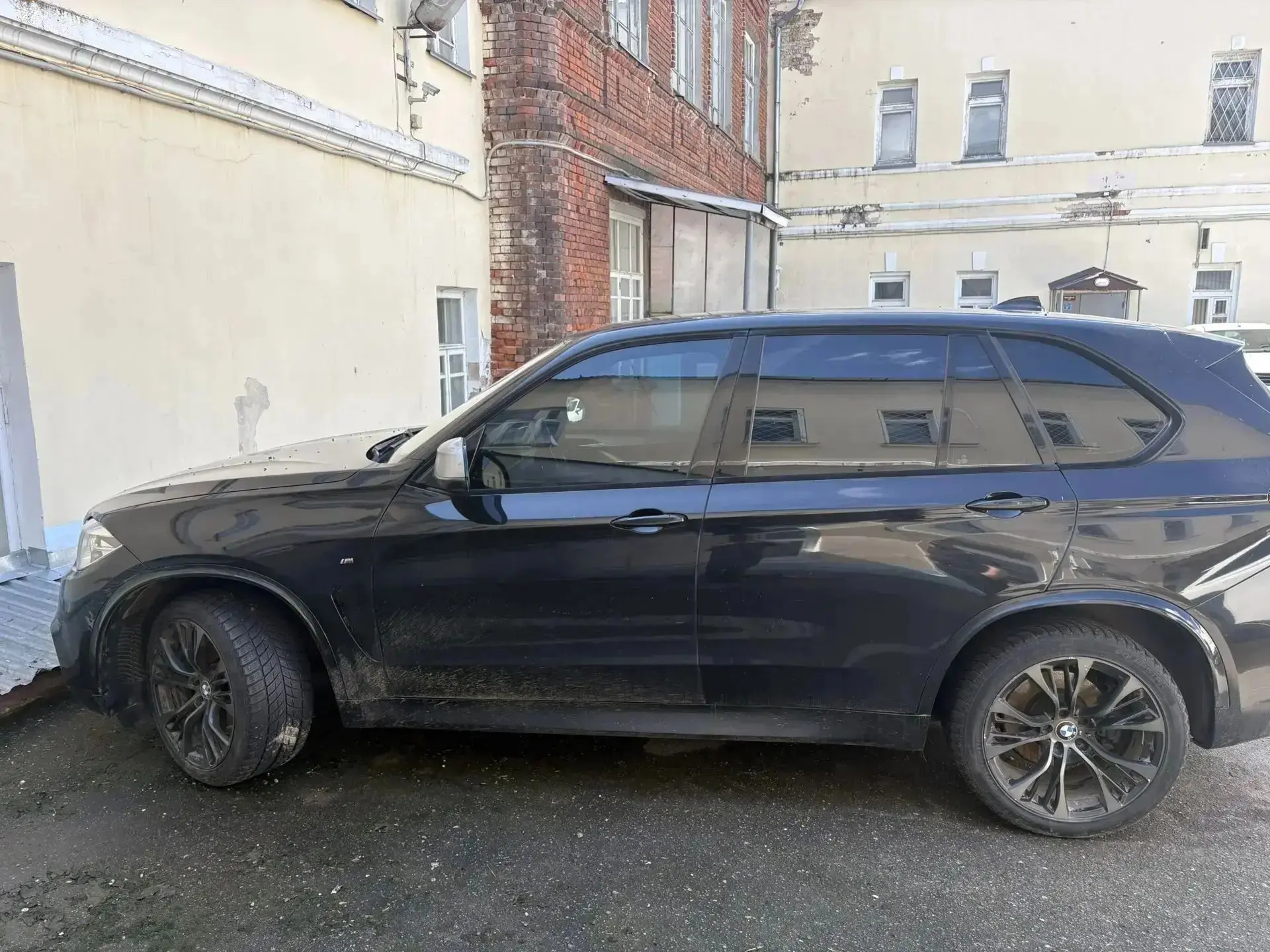 В Суздале огласили приговор по делу о краже дорогого автомобиля