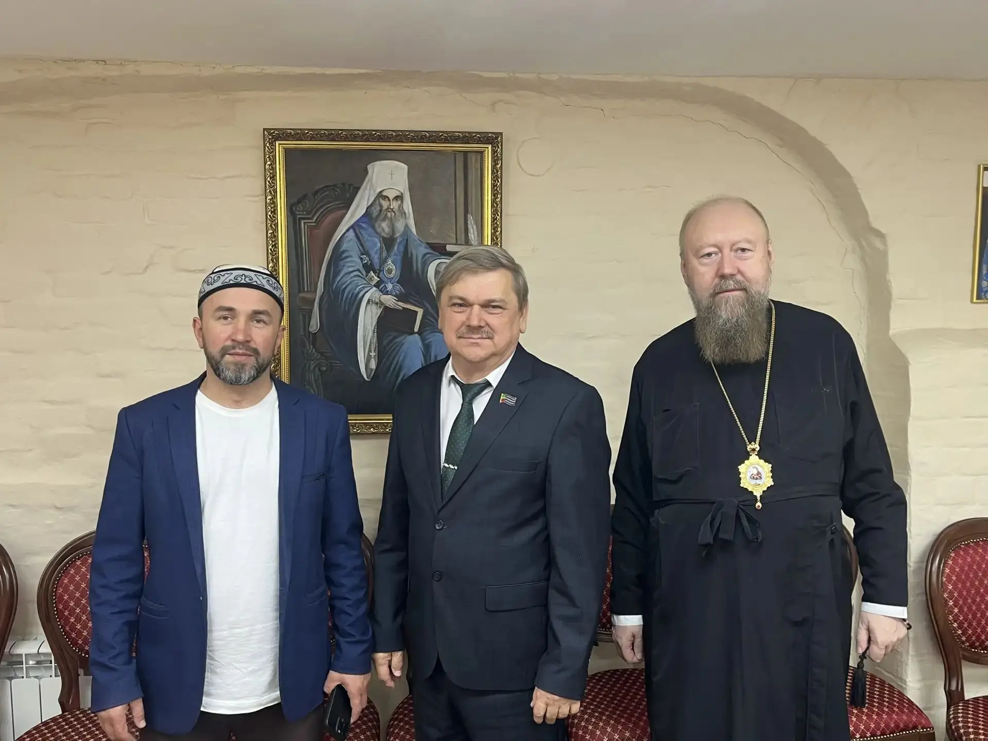 🕊 Диалог ради согласия: заместитель главы города Михаил Ксенофонтов встретился с духов...