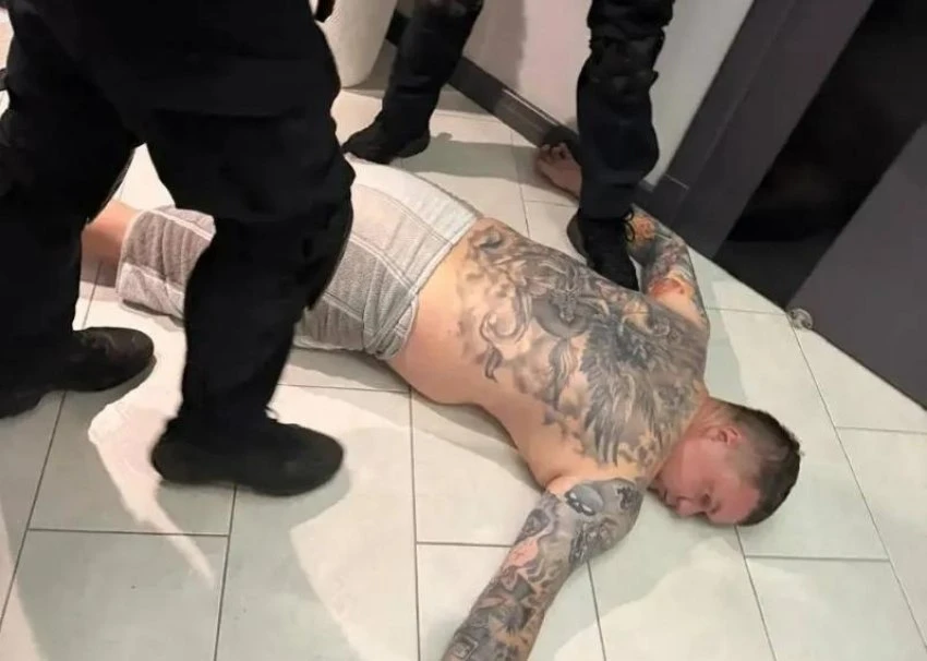 В Таганроге задержали самого зататуированного чиновника — замглавы по вопросам городско...