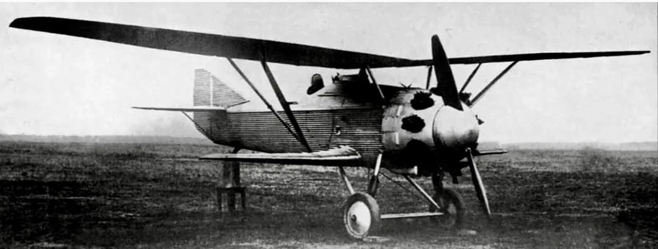 15 октября 1928 года считается началом серийного выпуска истребителя И-4 (АНТ-5) констр...