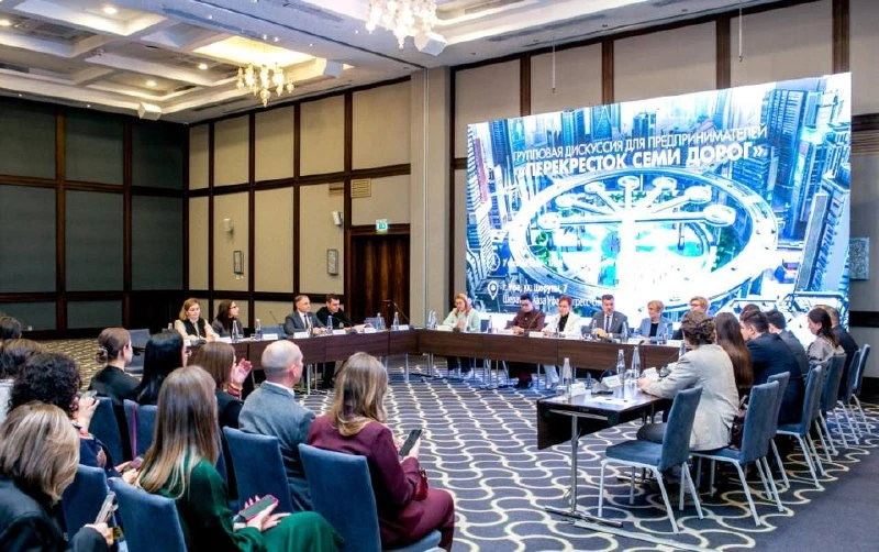 ❗️ Бизнес и государство встретились для диалога на «Перекрестке семи дорог»
