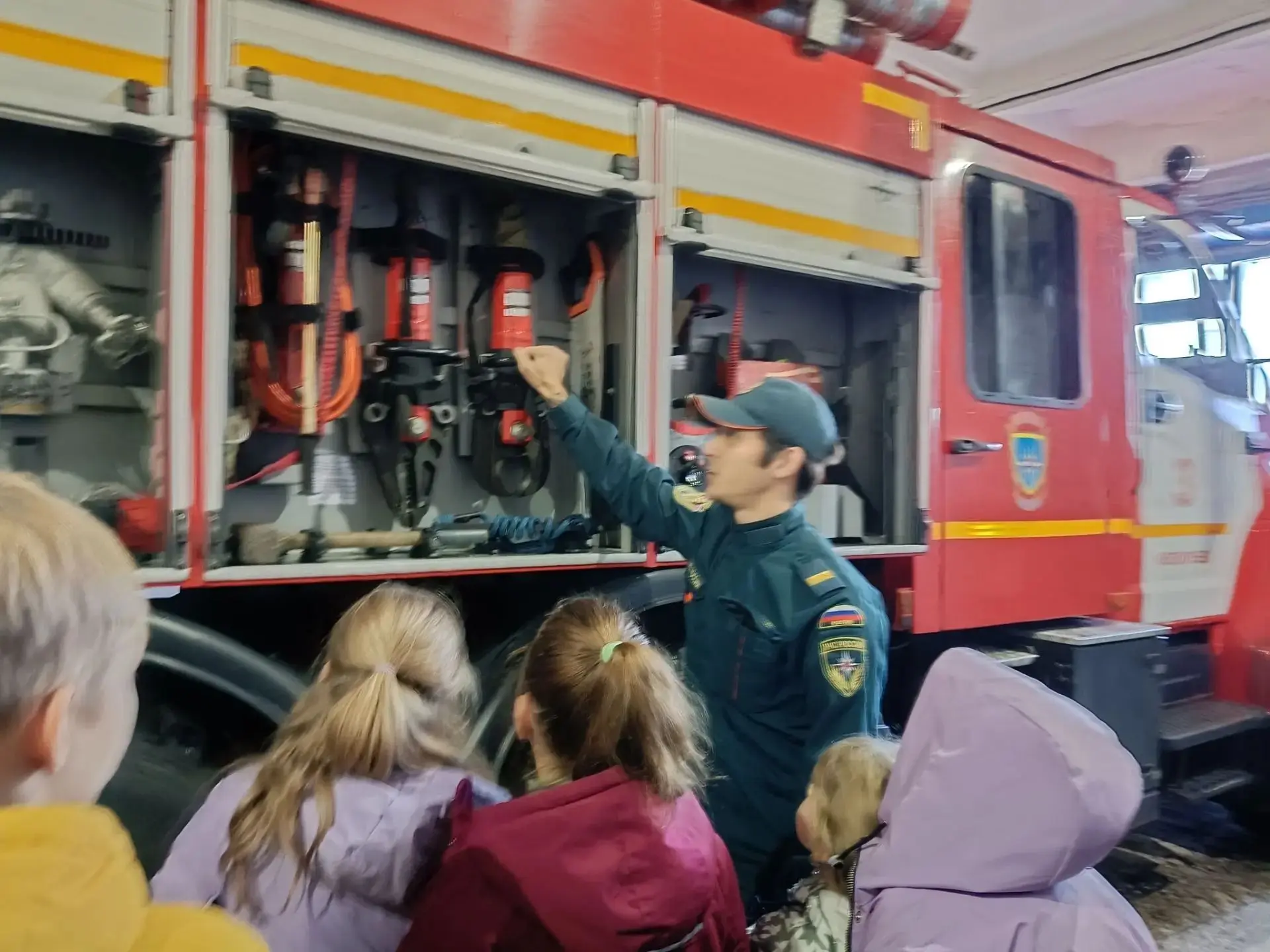 🚒 Экскурсия школьников в пожарную часть: знакомство с героической профессией 🚒