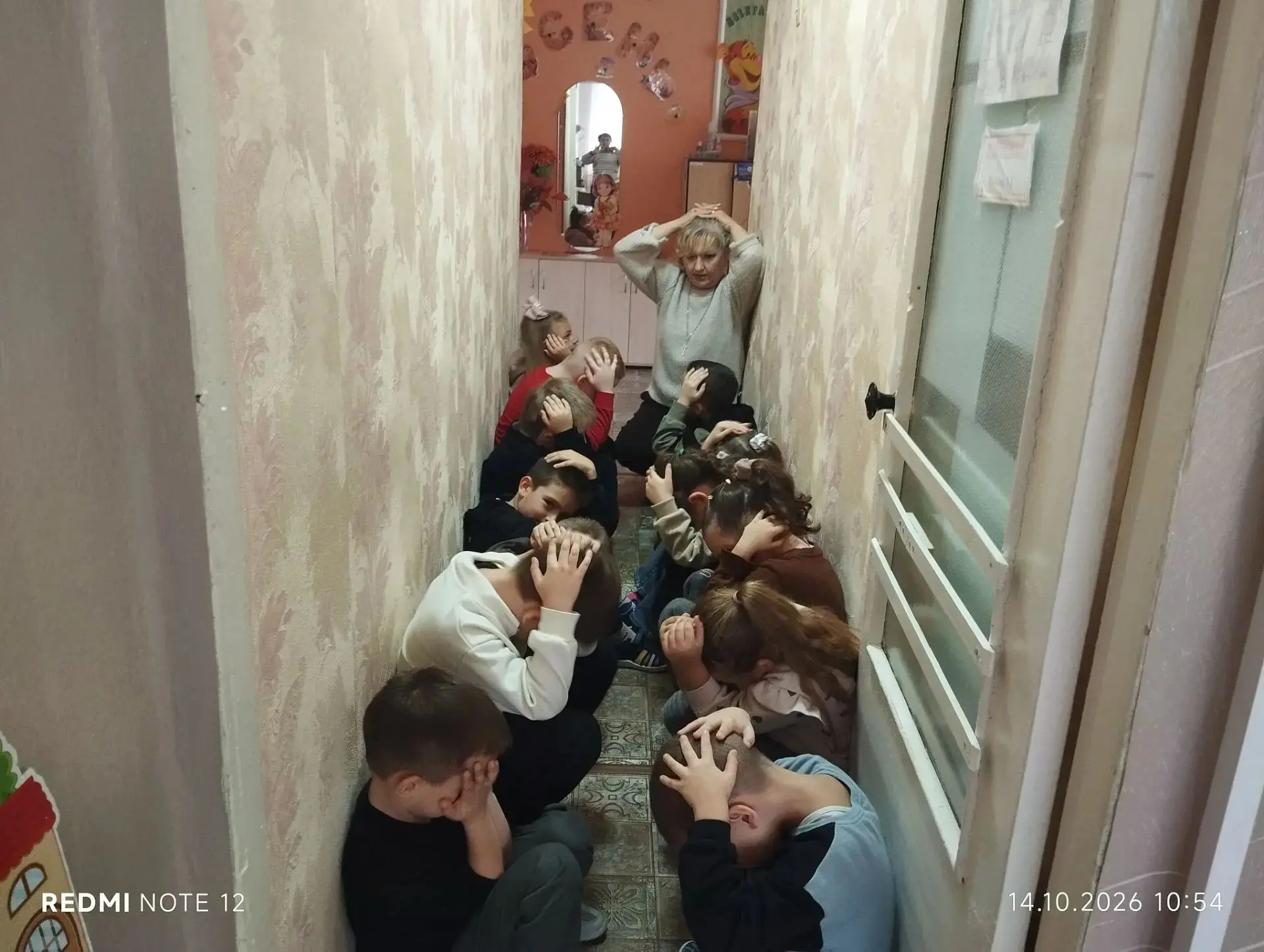14 октября - в День защиты населения в чрезвычайных ситуациях педагог-психолог Дьяковск...