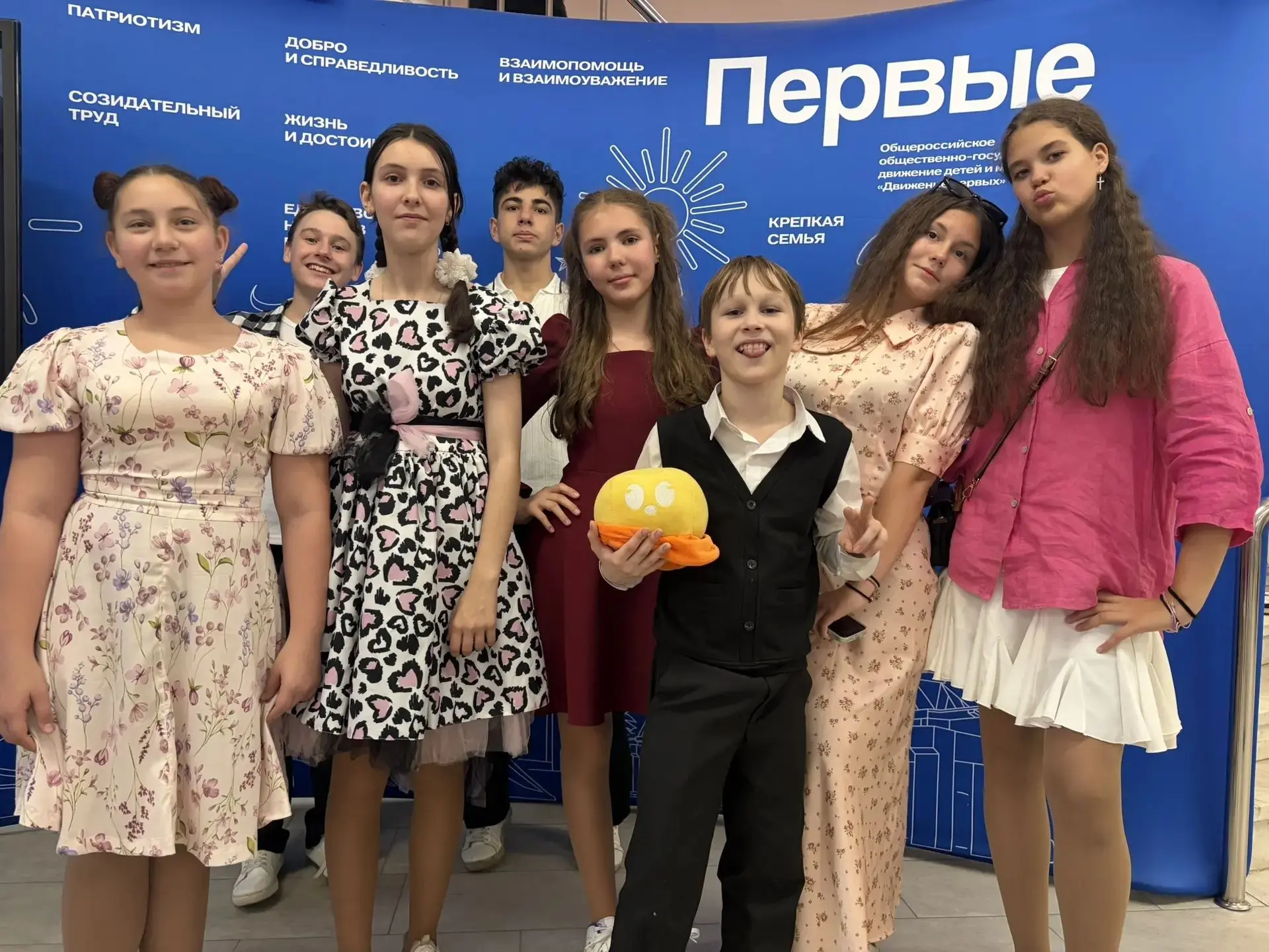 Дебют состоялся: «Иллюзия разума» покоряет большую сцену! 🎤✨