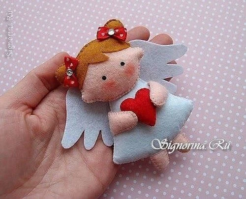 Ангелочек из фетра