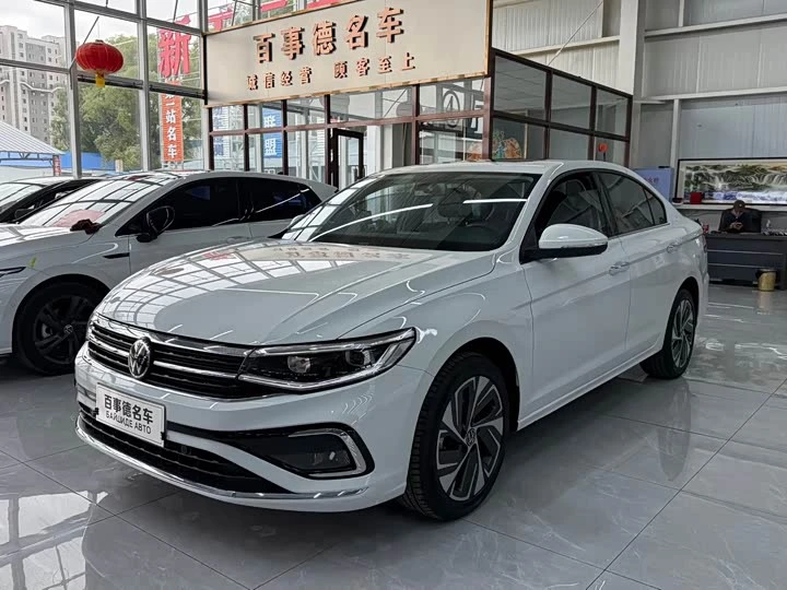 Volkswagen Bora 200TSI DSG  PRO Edition