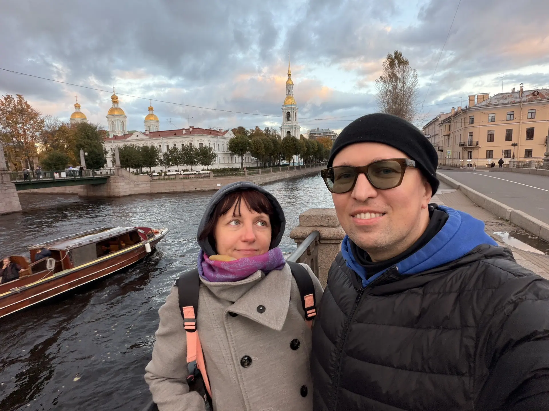 как я хочу на диване лежать, вы бы знали