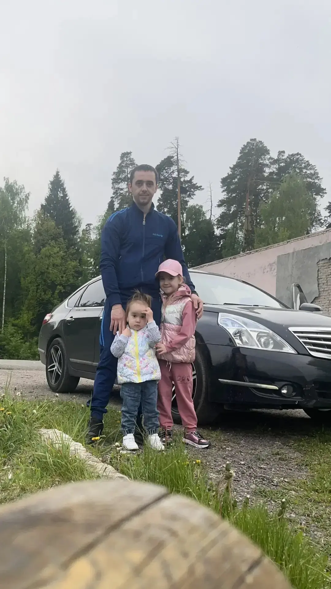 Мой папа-супер герой, потому что защищает меня! С праздником , папочка!