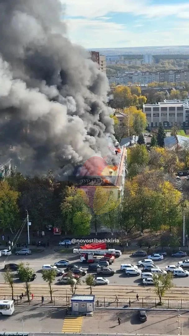 😳 Так сейчас выглядит крыша дома в Уфе после сильного пожара