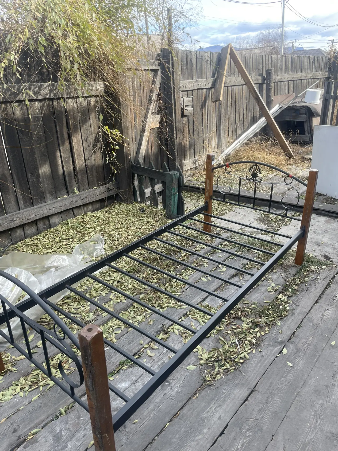 продам кровать 100х200