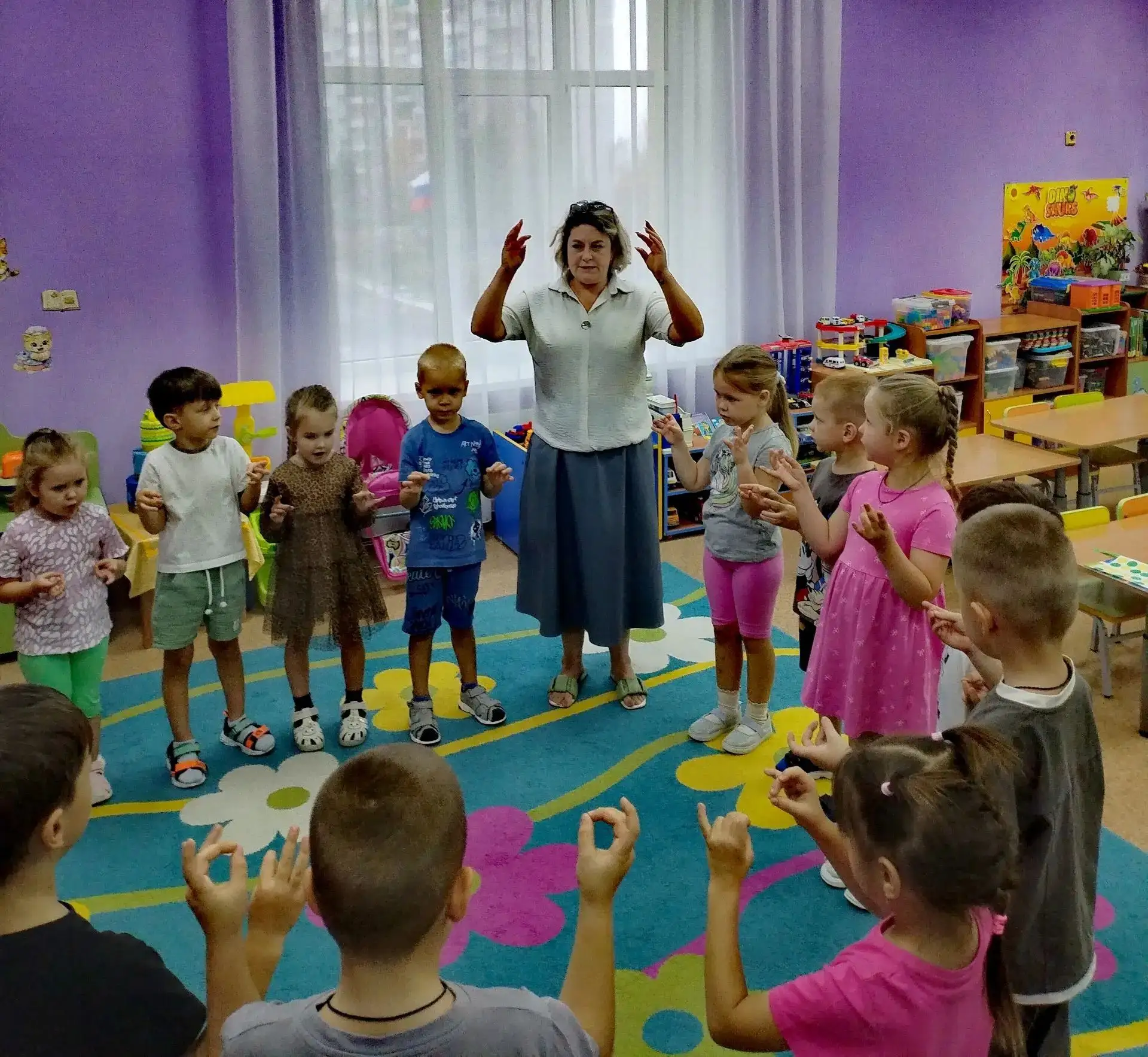 Магия четвёрки и фитнес для мозга: покоряем новые вершины ментальной арифметики! 🧮🧠4️⃣👐