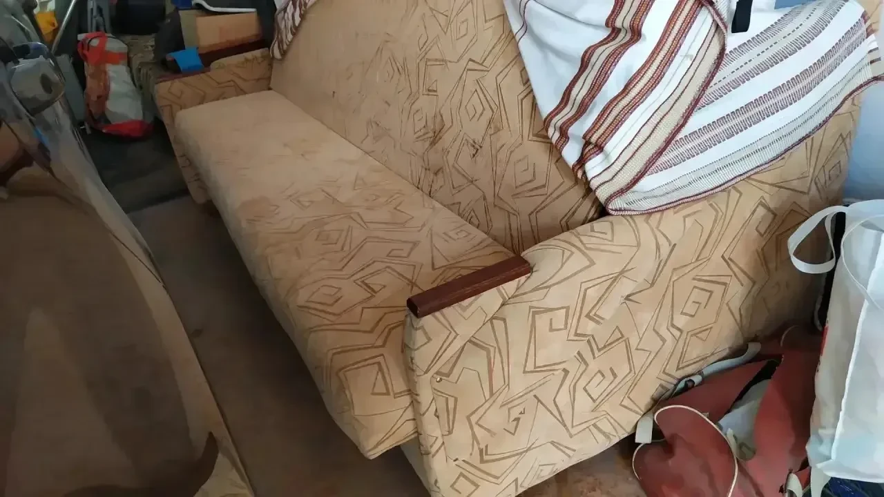 Разбираю гараж, продаю всё ненужное. Все вещи б/у, только самовывоз. По ценам договорим...