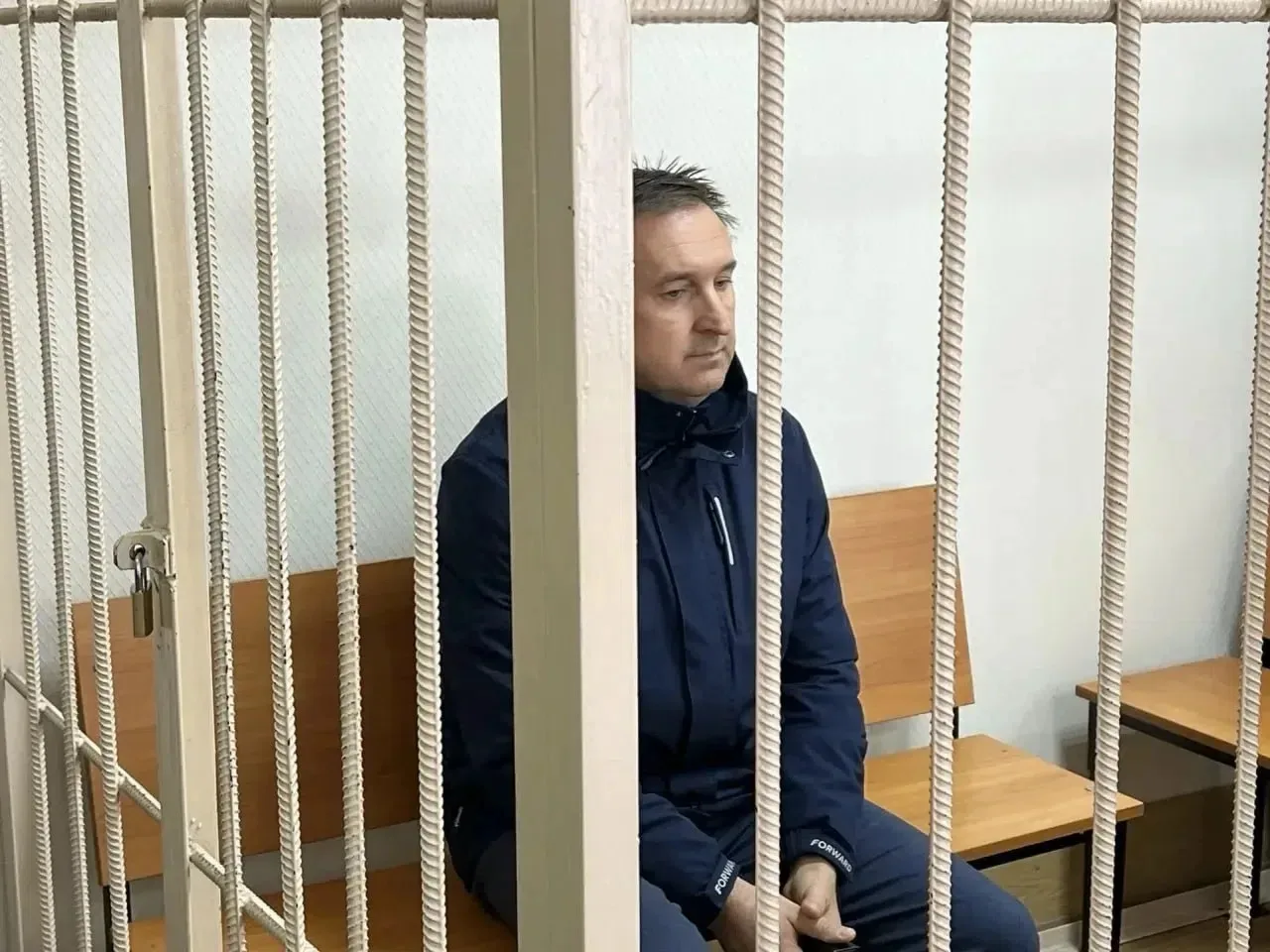 ⚡️ Экс-главу Колыванского района отправили в СИЗО
