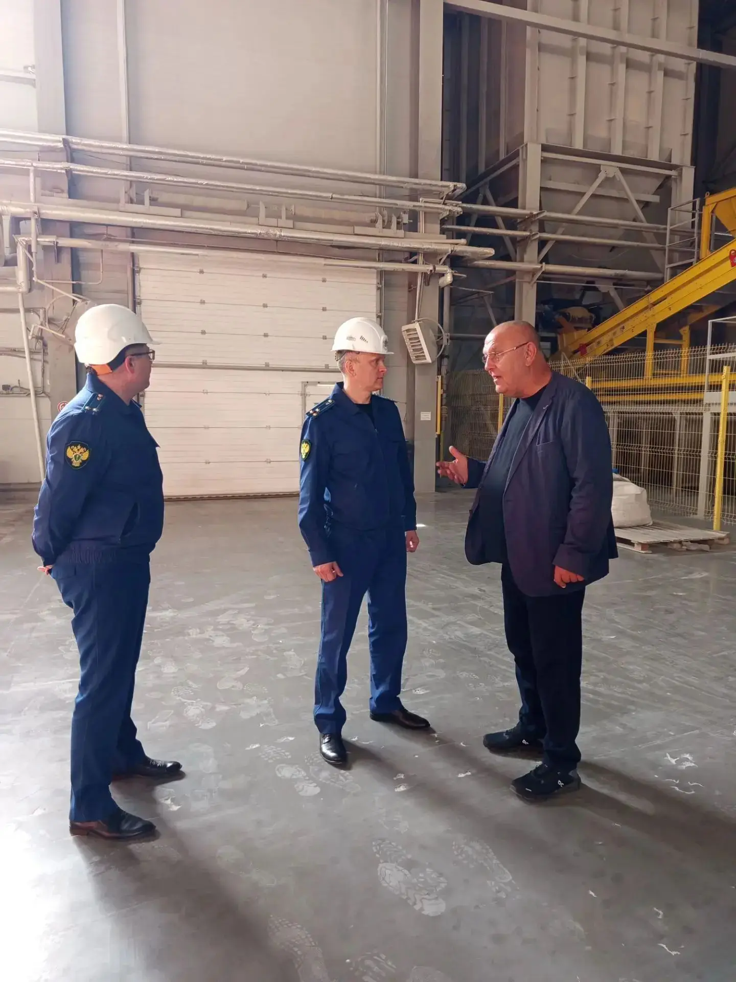🔔 Заместитель прокурора Ульяновской области Гришин М.В. посетил ООО «Силикат».