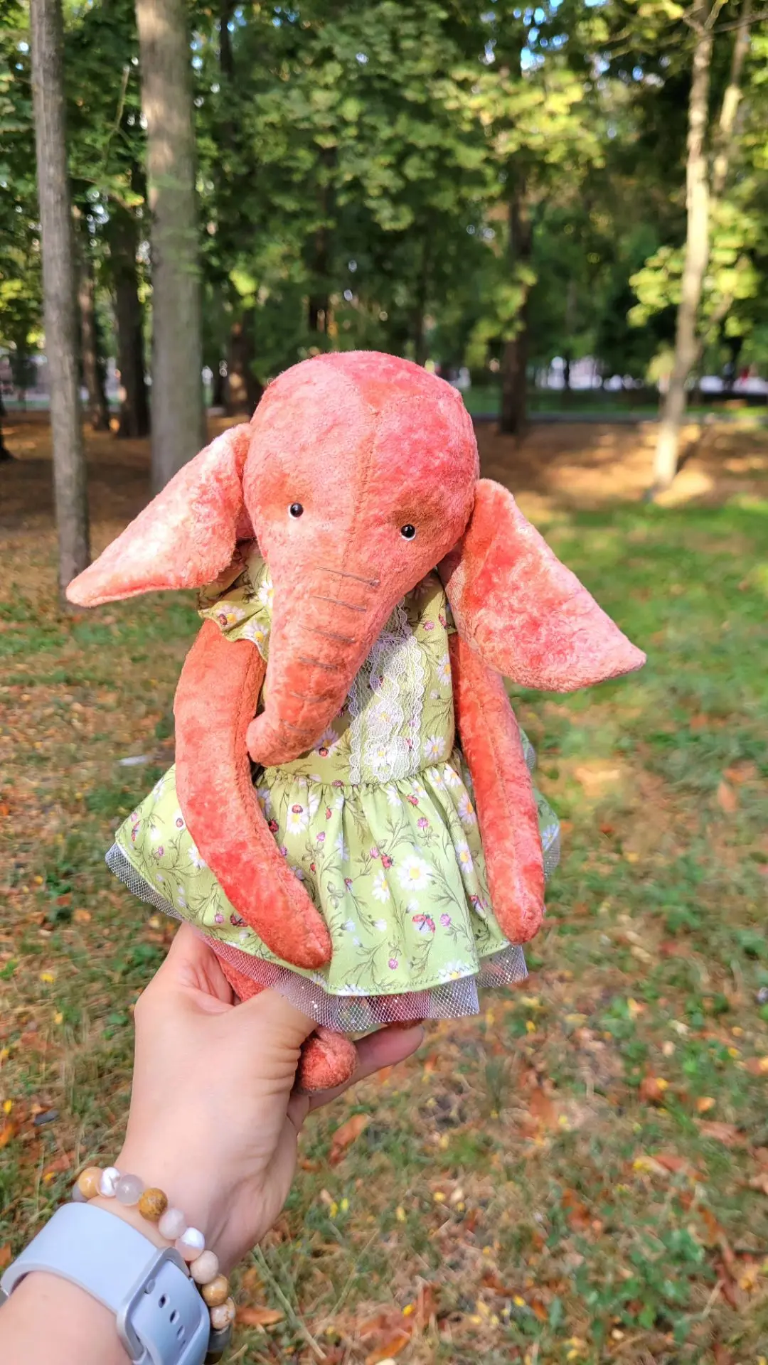 Ну всё, Слоня уже в платье! 🐘😄