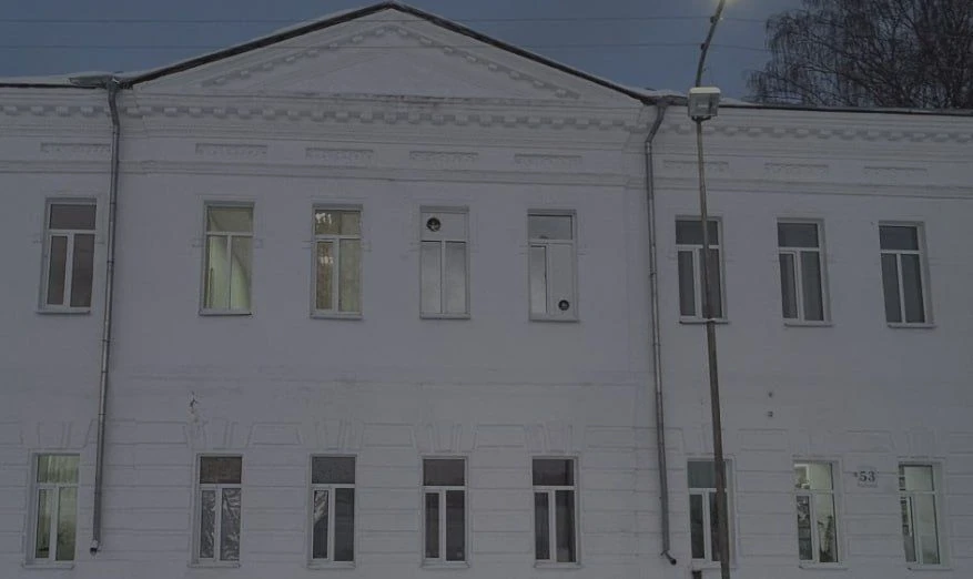 В районе Старого рынка Вологды начались подготовительные работы по реставрации здания б...
