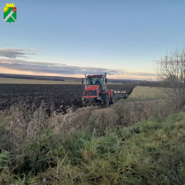 🌾 Аграрии округа подводят итоги уборочной кампании.