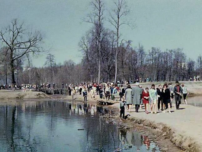 🏞 Снимок советского времени запечатлел перешеек между прудами в Кузьминках