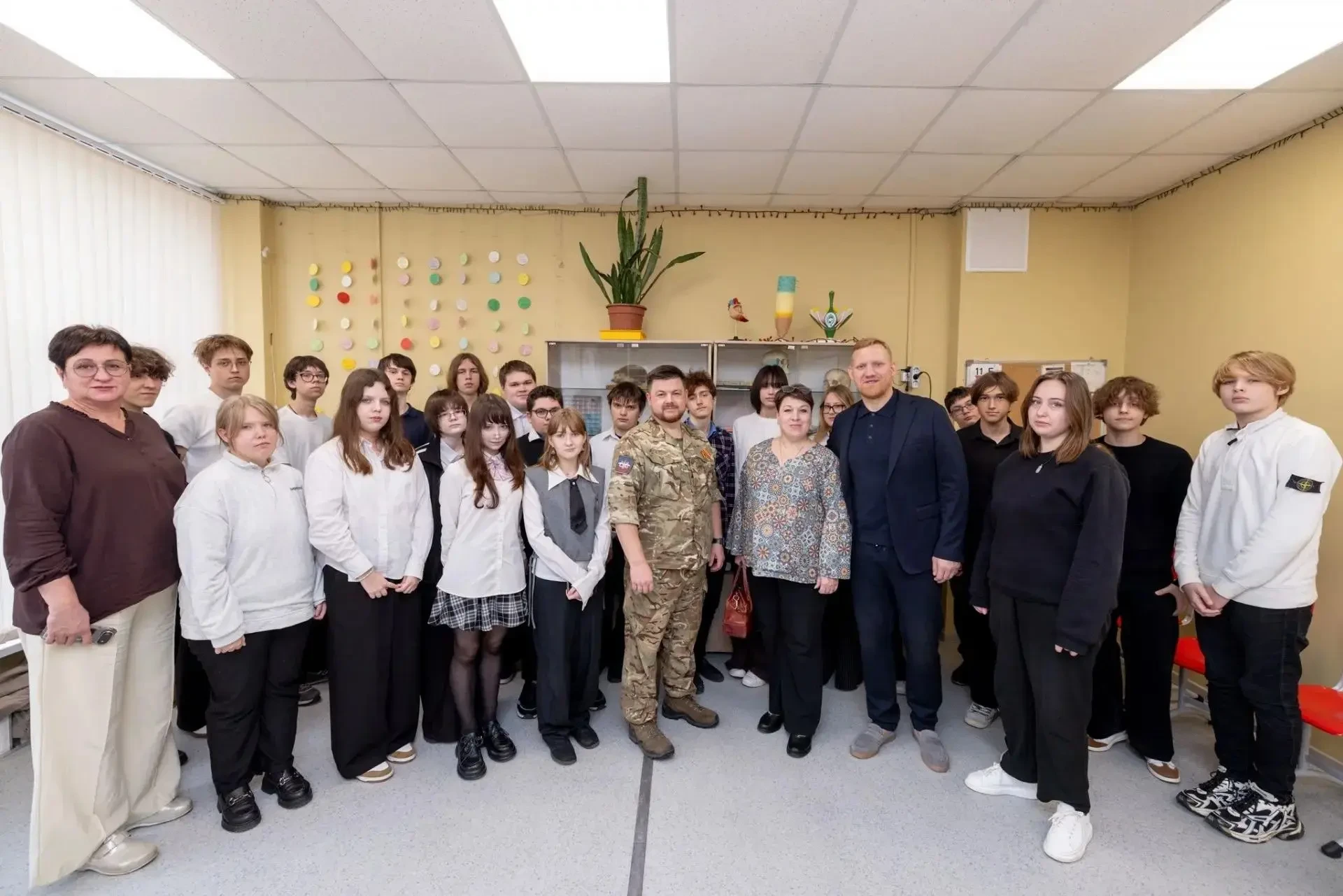 💬 Стартовал проект «СВОи на уроке»