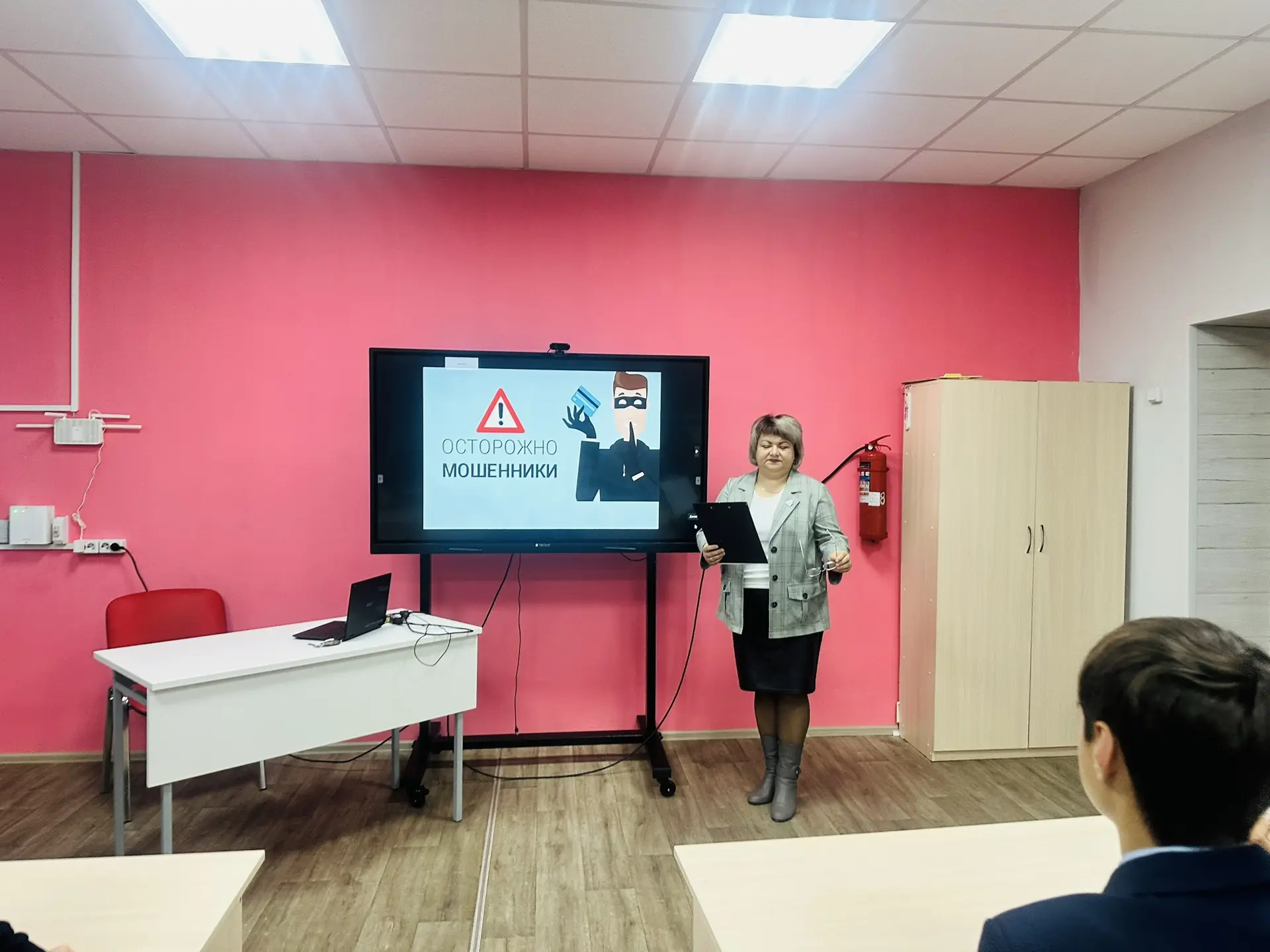Сегодня цифровые технологии стали неотъемлемой частью жизни наших детей, но вместе с те...